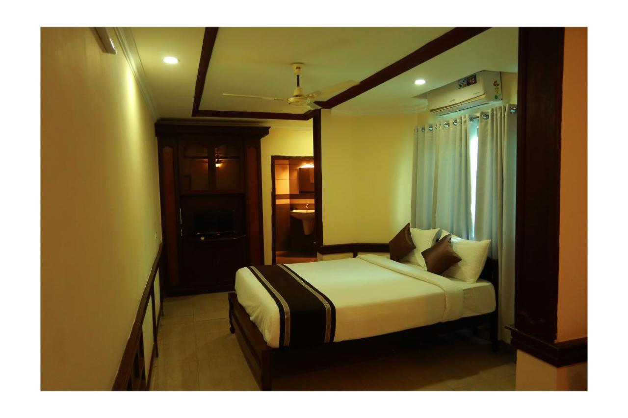 Corridor Calicut Airport Hotel Kondotty Экстерьер фото