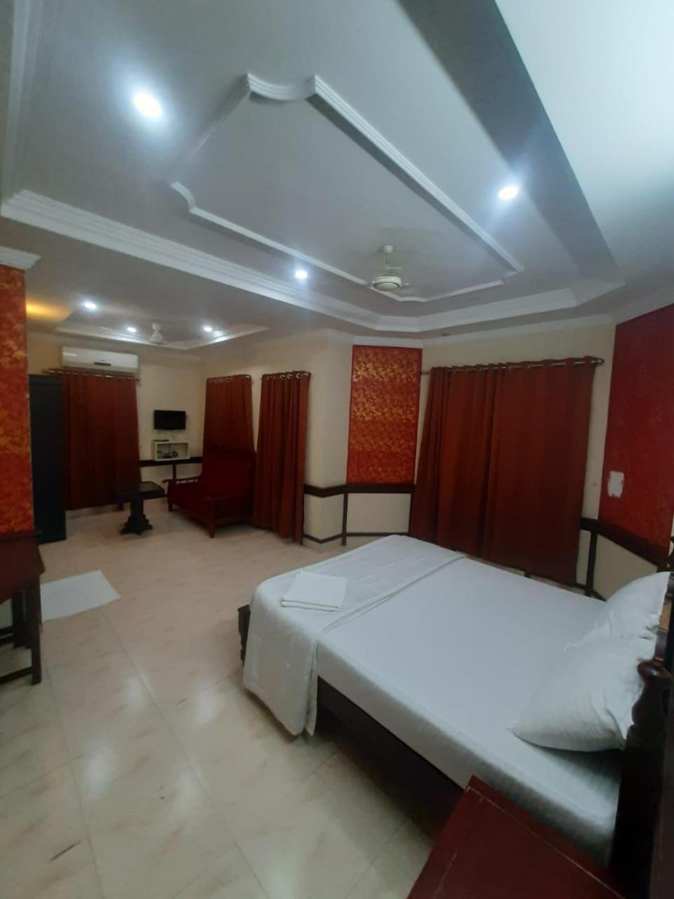 Corridor Calicut Airport Hotel Kondotty Экстерьер фото